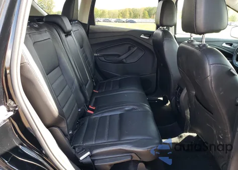 2017 Ford Escape Titanium из США, поврежденный, VIN 1FMCU9JD7HUC77588